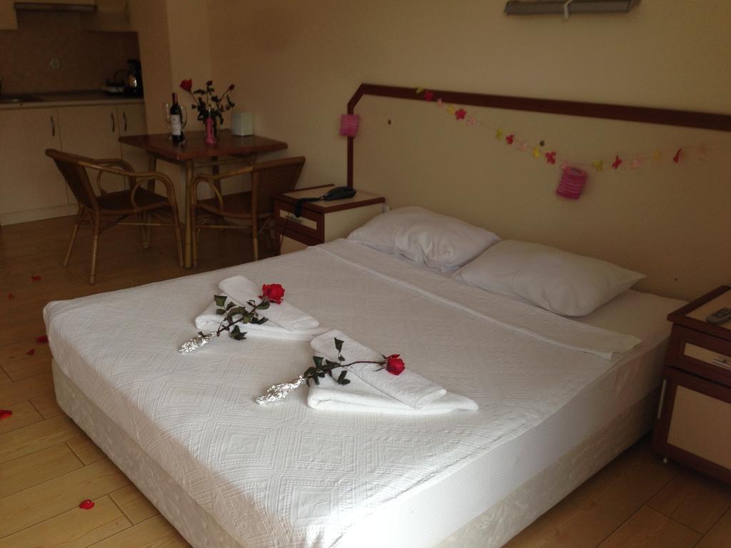 Zeytin Apart Hotel Çeşme Eksteriør billede
